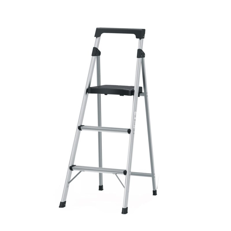 ESTU-3A.jpg Código: 16764 Escalera tubular plegable, 3 peldaños, aluminio, Truper ESTU-3A